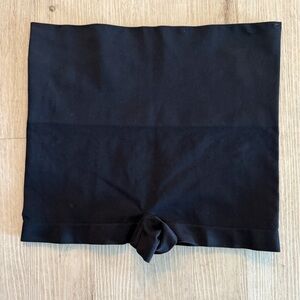SPANX Black Seamless Fabric